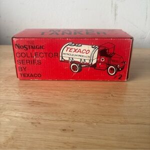 Texaco 1926 Mack Tanker #2
